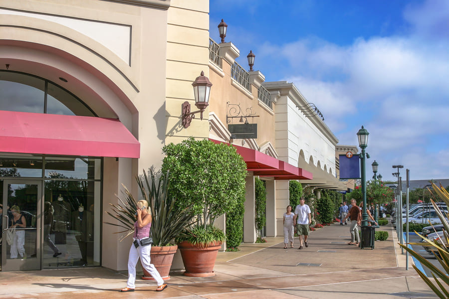 Tanger Outlets – Shopping Paradise in Daytona Beach