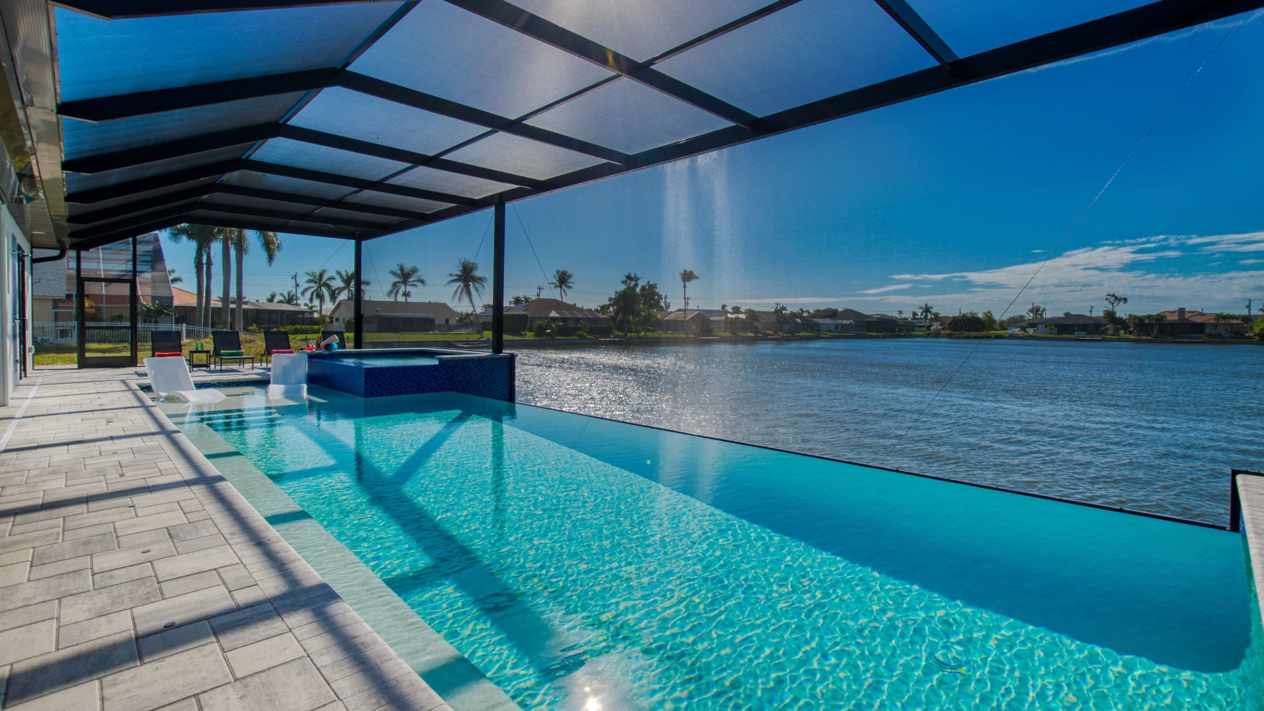 Cape Coral Ferienhäuser mit privatem Pool